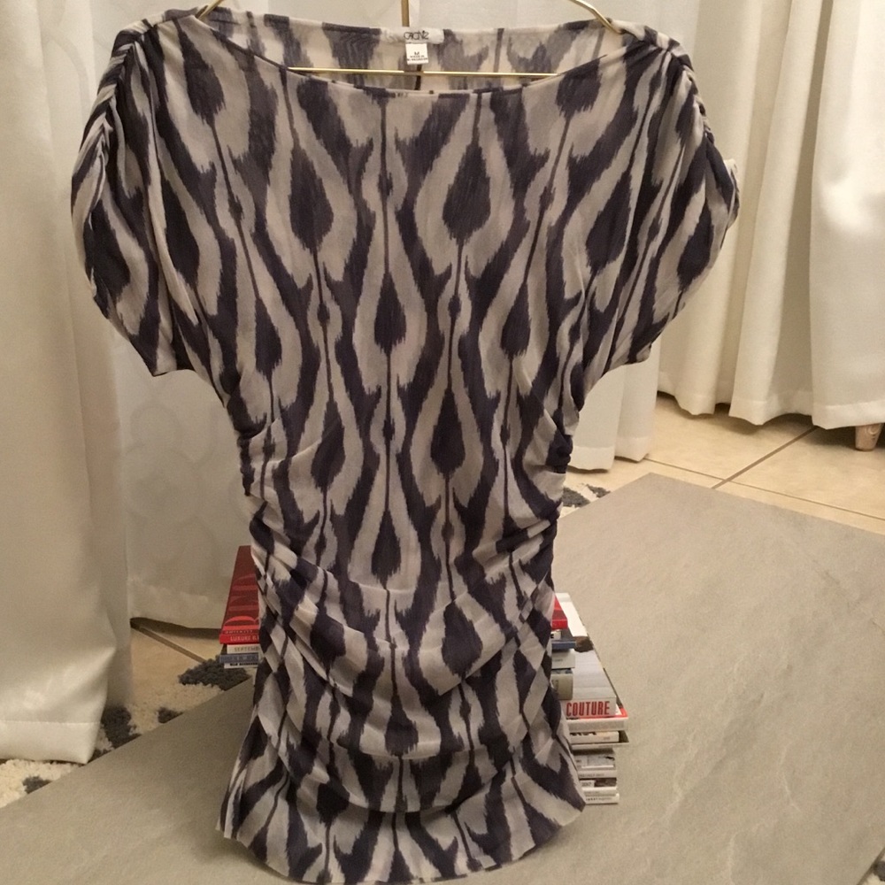 🤩Cache Abstract Print Nylon Top
